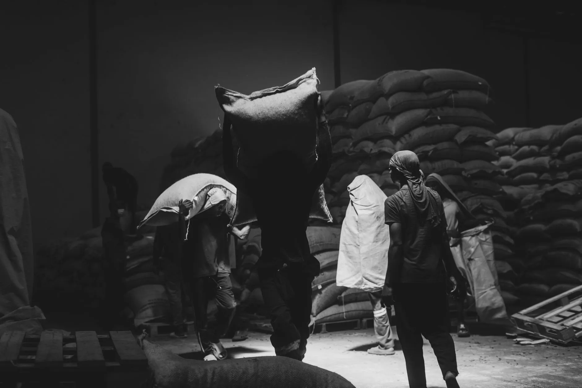承方金属科技解析：精密金属零部件在航空航天领域的加工工艺要求